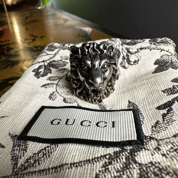 Gucci Silver Lion Ring size 8.5 with COA - Picture 1 of 6